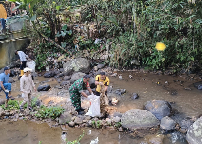 Bersih-Bersih Sungai Nyangko Terungkap Praktik Buang Sampah Ilegal di Hulu DAS Serayu