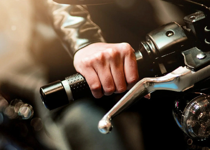 5 Penyebab Gas Motor Listrik yang Putus-Putus Saat di Tanjakan