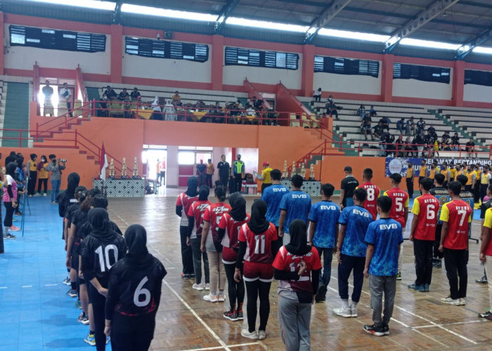 Masih Seru Hari Ini, Turnamen Bola Voli Kapolresta Banyumas Cup, 16 Tim Perebutkan Jadi Jawara