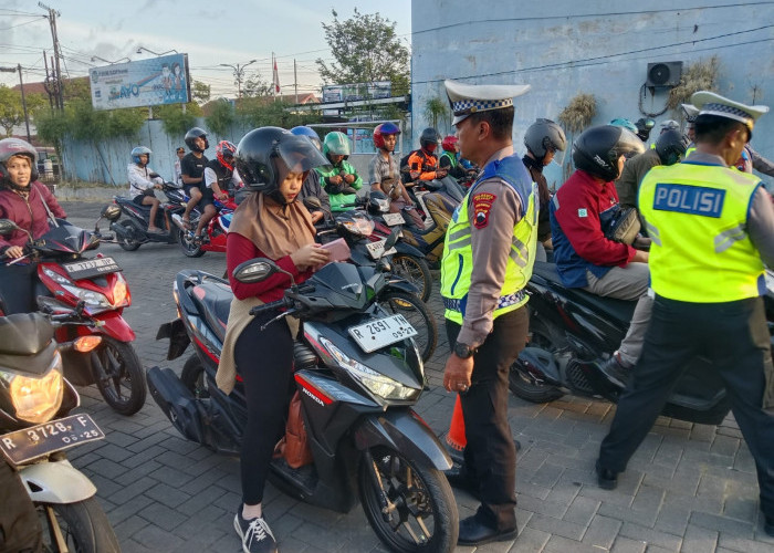 Rekap Operasi Patuh Candi 2025: Satlantas Polres Cilacap Catat 961 Tilang dan 1.060 Teguran