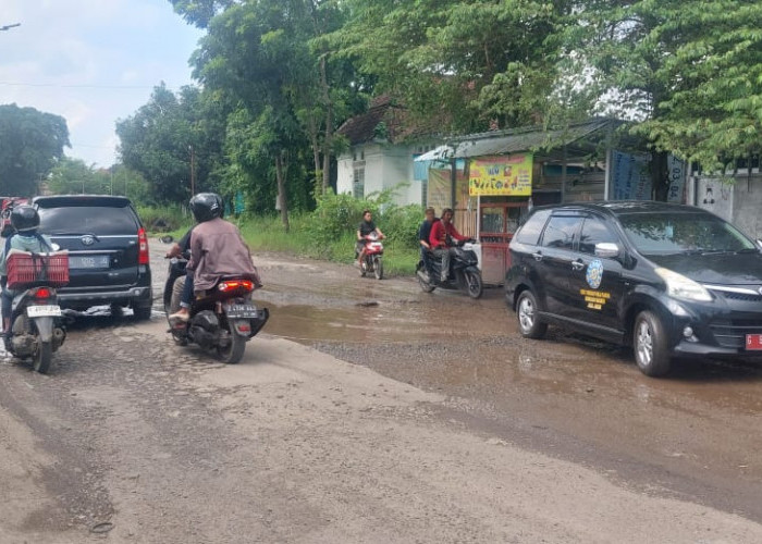Perbaikan Jalan di Kabupaten Tegal Minta Dilanjutkan
