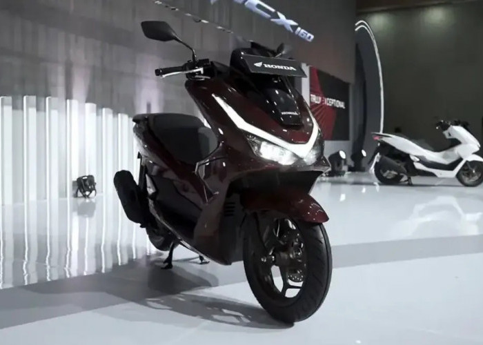 Intip Honda PCX160, Motor Matic Super Sat-Set Plus Gas Pol!