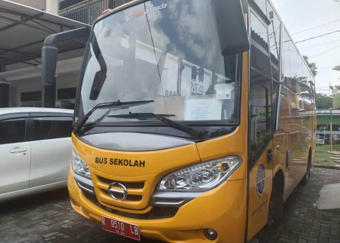 Bus Sekolah Gratis Bakal Beroperasi di SMP Negeri 3 Gandrungmangu 