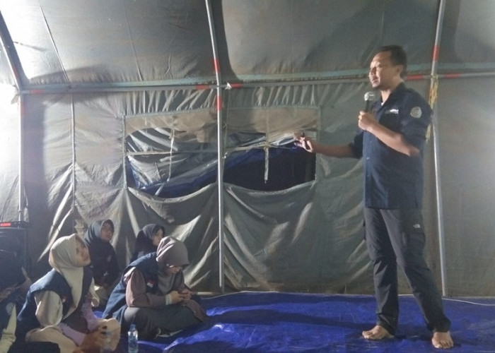 Tim Dosen Pengabdian Masyarakat UMP Edukasi Mitigasi Bencana di Cianjur