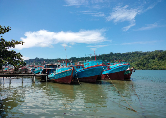 Nelayan di Cilacap Tidak Melaut, Hasil Tangkapan Berkurang