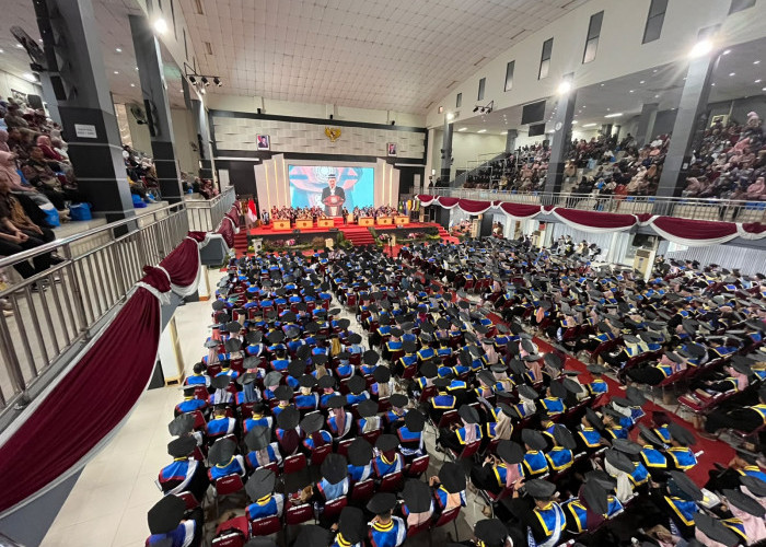 UMP Wisuda 2.413 Lulusan, Digelar Dua Hari untuk Cetak Generasi Unggul