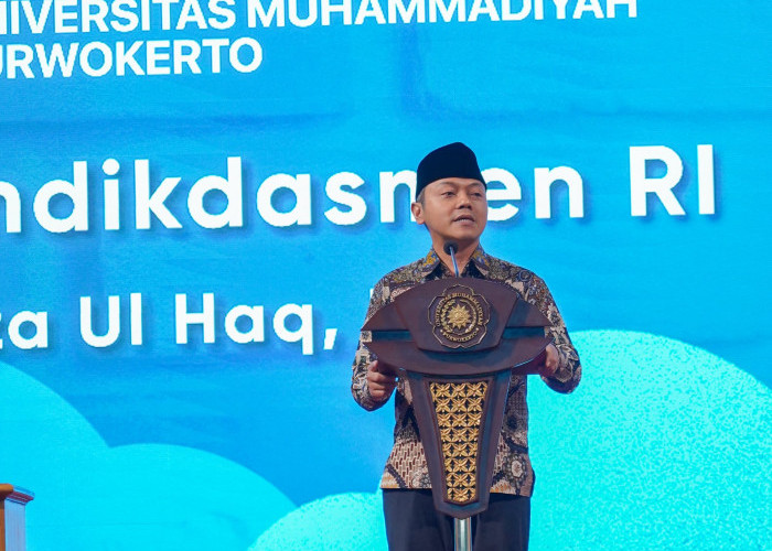 Wamendikdasmen RI Sampaikan Orasi Ilmiah di Wisuda ke-78 UMP