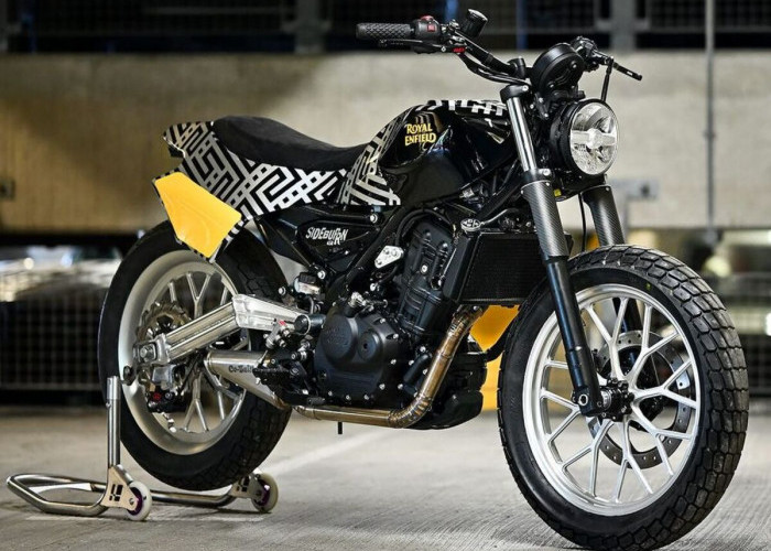 Motor Klasik Biasa? Coba Lihat Guerrilla 450 yang Dimodif Jadi Street Tracker Ini!