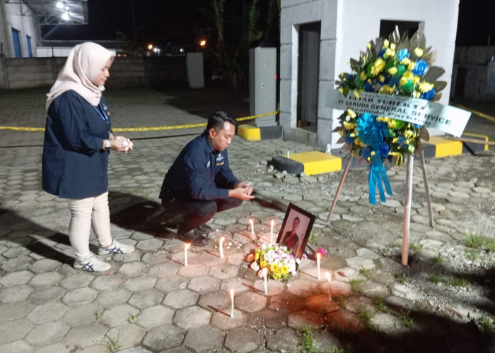 Doa dan Tabur Bunga Bersama,  Keluarga Korban Penembakan di Hotel Braga Akan Layangkan Gugatan Perdata