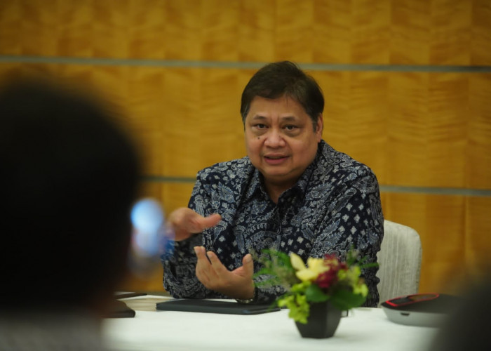 Konferensi Pers dari Singapura, Menko Airlangga Sampaikan Persetujuan RCEP dan Penguatan Kerja Sama Ekonomi