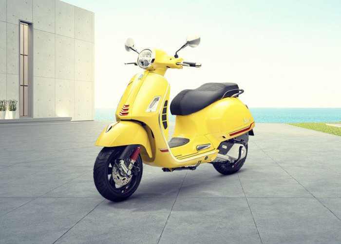 Scooter Ikonik, Harga Motor Matic Vespa GTS Super Sport 150 Tembus Rp 84 Jutaan!