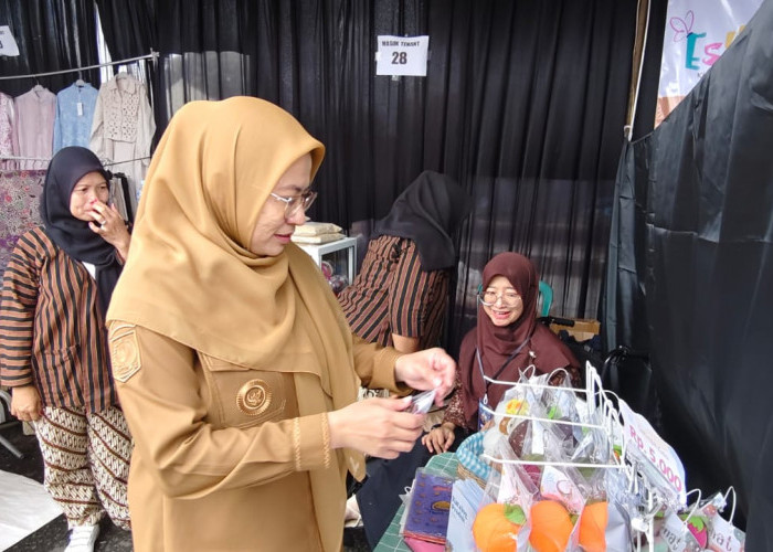 Pasar Rakyat Banjarnegara Catat Transaksi Rp 567 Juta, UMKM Panen Berkah Akhir Tahun