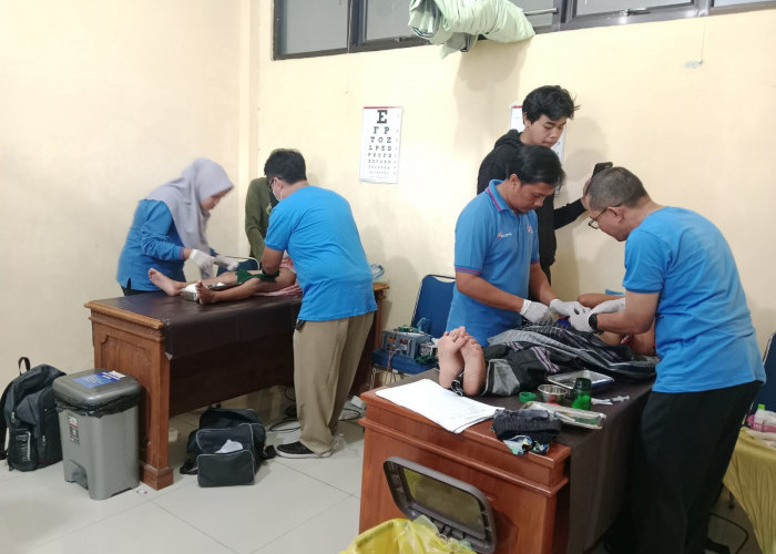 163 Anak Ikuti Khitanan Massal PMI Cilacap, Jumlah Peserta Melebihi Target