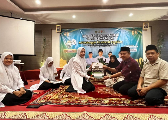 3 Santriwati Bawa Nama Kebumen Ikuti MTQ Nasional XXXI di Semarang