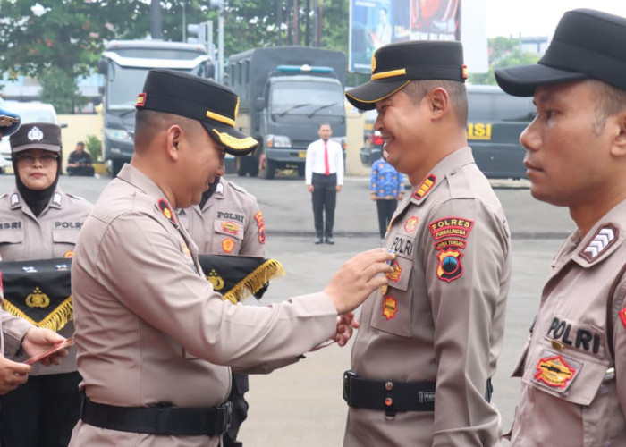 65 Personel Polres Purbalingga Terima Satya Lencana Pengabdian, Momentum Perkuat Disiplin dan Pelayanan