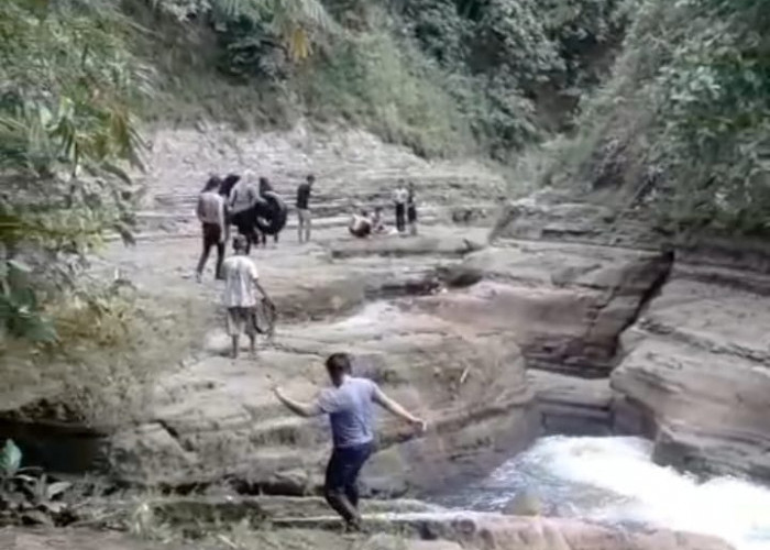 Sewa Pelampung di Kedung Kampak Pertimbangkan Cuaca