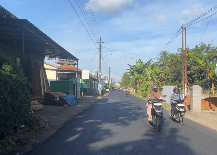 Jalan Kabupaten di Wilayah Cilacap Mulai Diperbaiki