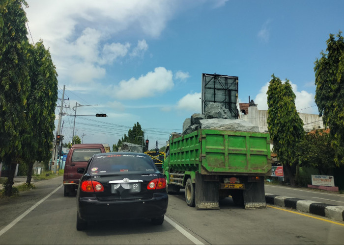 Fenomena Truk Angkutan Overload di Cilacap Meresahkan Masyarakat 