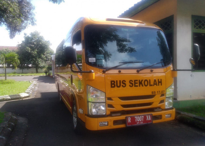 Gratis, Bus Sekolah Makin Diminati 