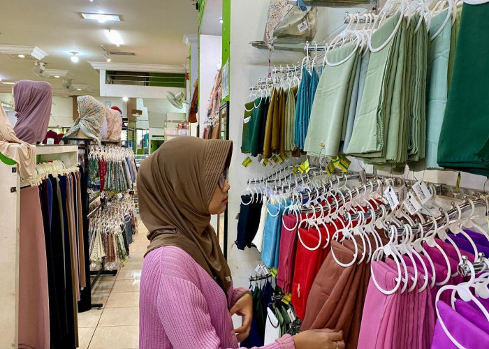 Fashion Muslim Gamis hingga Baju Koko di Griya Muslim Fatma