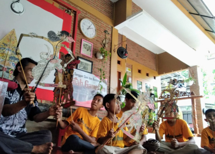 Oemah Gamelan Wadahi Potensi Dalang Sejak Dini