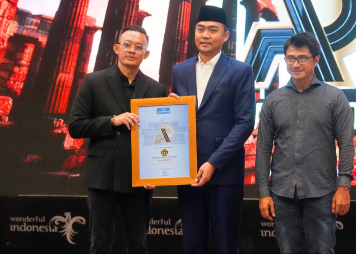 Kemenag RI Dapat Penghargaan Popular Government Institutions Award 2025