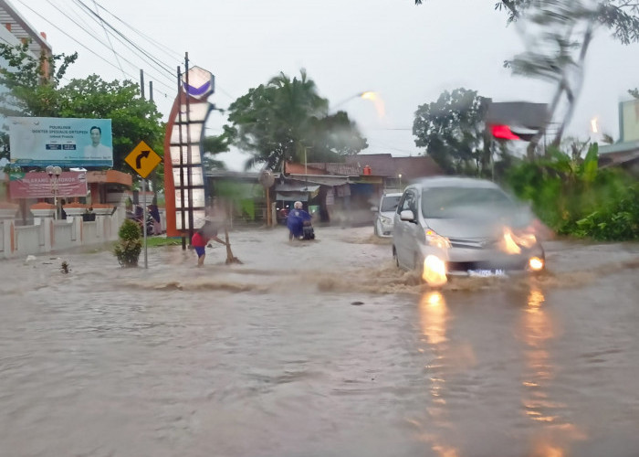 Hujan Hampir 2 Jam, Sejumlah Jalan Tergenang, Ini Titiknya