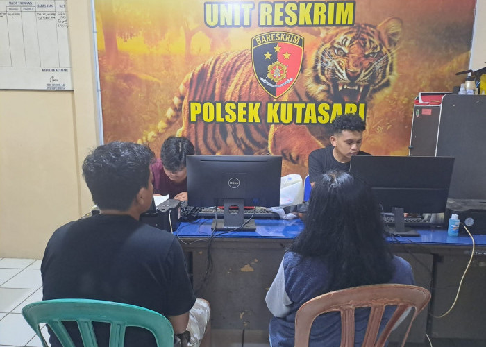 Tertangkap Tangan Mencuri di Minimarket, Suami Istri asal Jakarta Diamankan Polisi