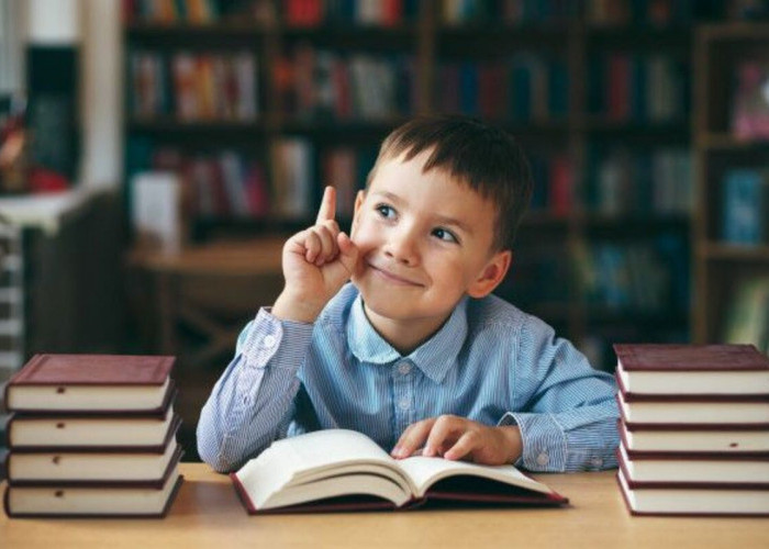 6 Manfaat Mengunjungi Perpustakaan dan Toko Buku bagi Pertumbuhan Anak