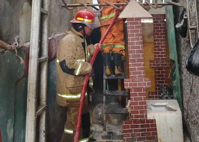 Rumah Kosong di Cilacap Terbakar, Diduga Akibat Korsleting Listrik