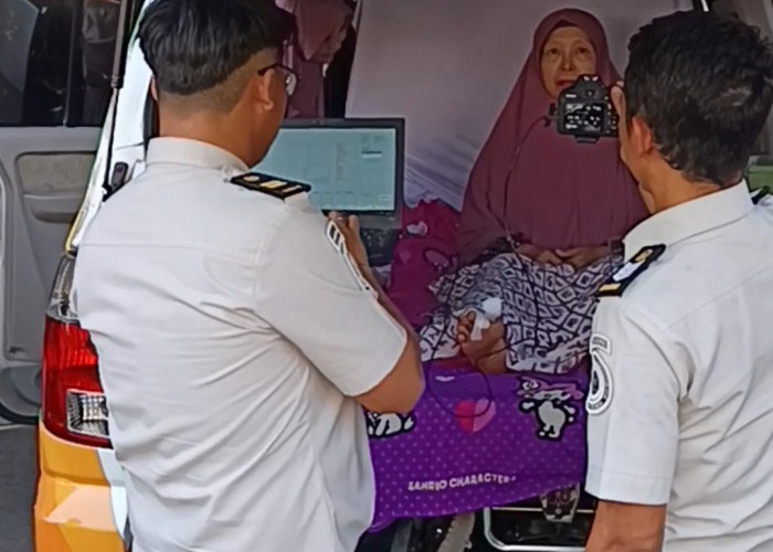 Paspor Massal Haji Dibuka di Purwokerto, Imigrasi Cilacap Layani 150 Jemaah Setiap Hari