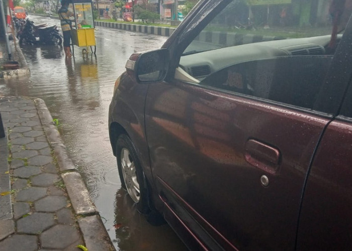 Ini Titik Genangan Air di Jalan Utama Kota Purbalingga