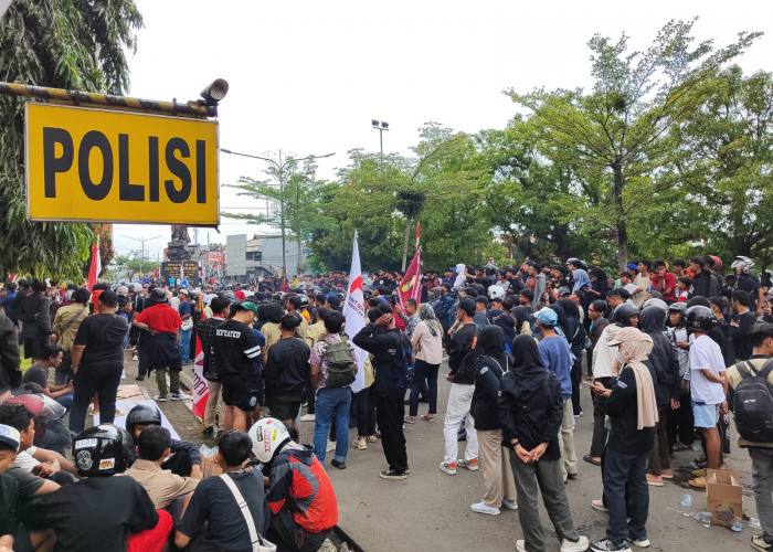 Mahasiswa Purbalingga Gelar Mimbar Bebas, Tuntut Reformasi DPR dan Polri