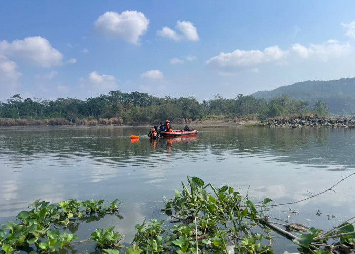 Korban Terakhir Ditemukan di Sungai Serayu, Narendra Meninggal Setelah Dicari Tim SAR di Kebasen Banyumas