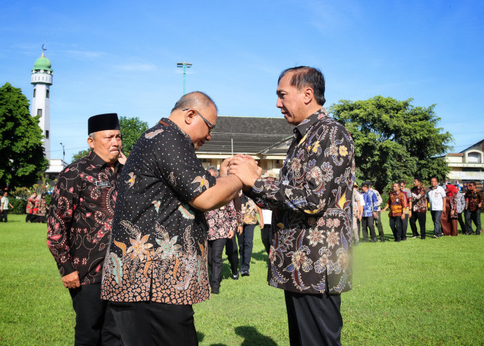 Penuh Haru Warnai Pamitan Pj Bupati Iwanuddin Iskandar 