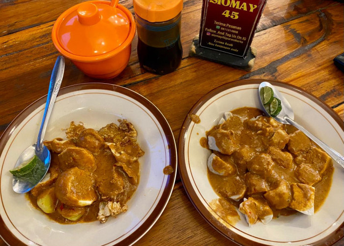 Siomay 45 Purwokerto Berkonsep Prasmanan Mulai Rp 1 Ribu, Bisa Pilih Kukus atau Goreng