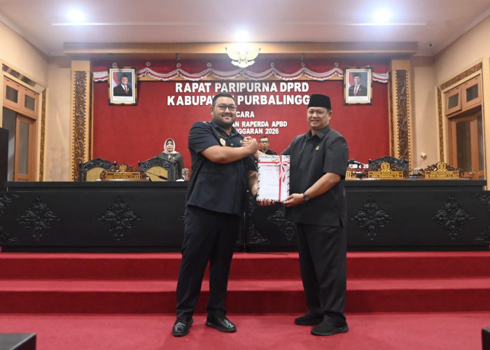Raperda APBD 2026 Diserahkan, Pendapatan Daerah Diproyeksikan Naik 3,47 Persen