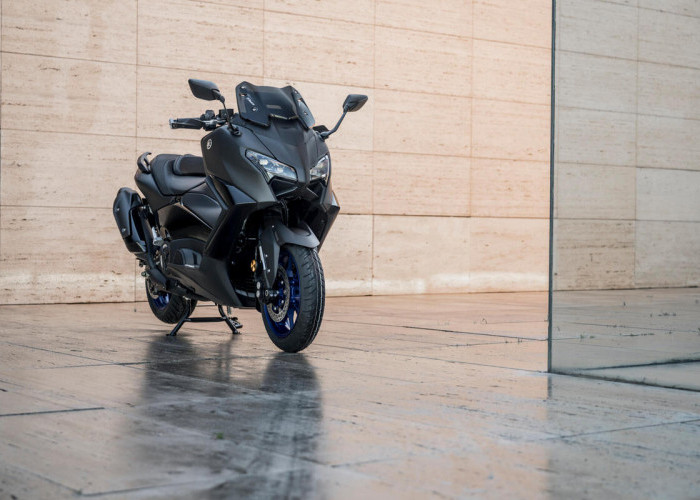 Yamaha TMAX 560 2025, Skuter Matik Premium dengan Warna Baru, Fitur Canggih, dan Desain Futuristik