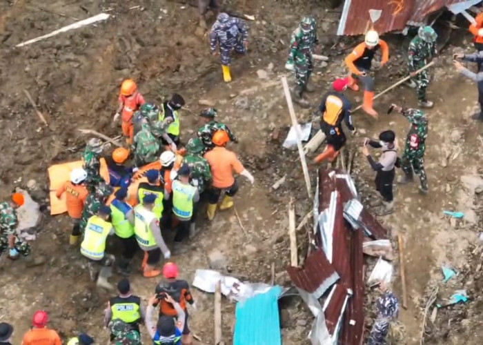 Tujuh Korban Longsor Situkung Banjarnegara Ditemukan di Tengah Medan yang Masih Bergerak