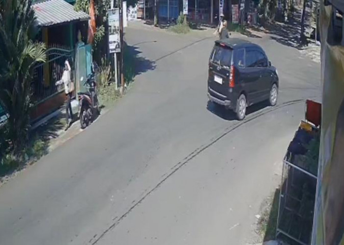 Terekam CCTV, Rumah Warga Klapasawit Purbalingga Dibobol Pencuri Saat Ditinggal Antar Anak Sekolah