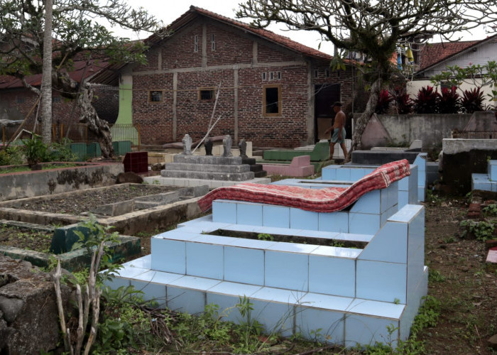 26 Makam di Dalam Kota Purwokerto Penuh
