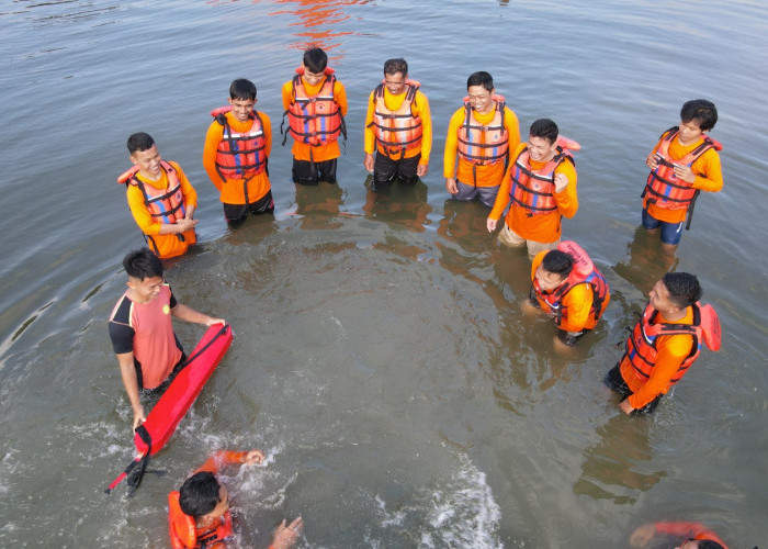 BPBD Kebumen Latih Relawan Tangani Kecelakaan Perairan