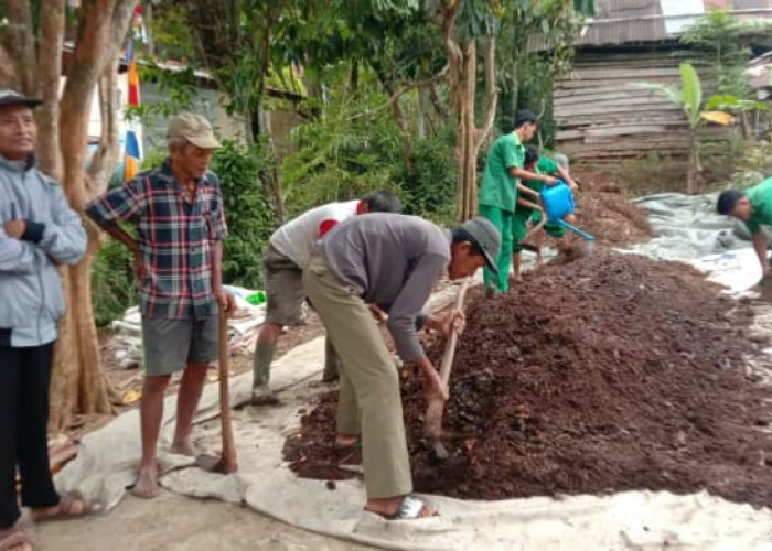 Petani di Desa Cikembulan Tertarik Gunakan Pupuk Organik karena Baca Radar Banyumas