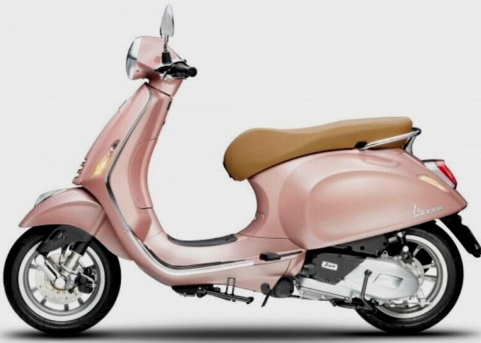 Harga Motor Matic Vespa Primavera Pink Rosa yang Super Cantik