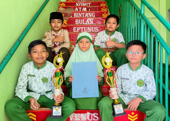 Tiga Siswa SD Al Mujahidin Cilacap Raih Prestasi di MAPSI Kabupaten