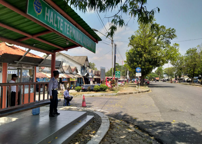 Dongkrak Keramaian, Lalu Lintas Jalan Lingkar Timur Diarahkan Masuk ke Terminal Ajibarang
