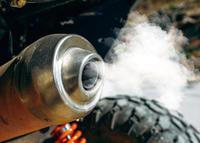 Motor Ngebul, Nggak Gaul! Ini Penyebab Motor Ngebul!