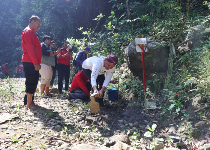 Gelar Aksi Merawat Bumi di Ngadirejo, Sumanto Minta Pohon yang Ditanam Tak Dijadikan Bonsai