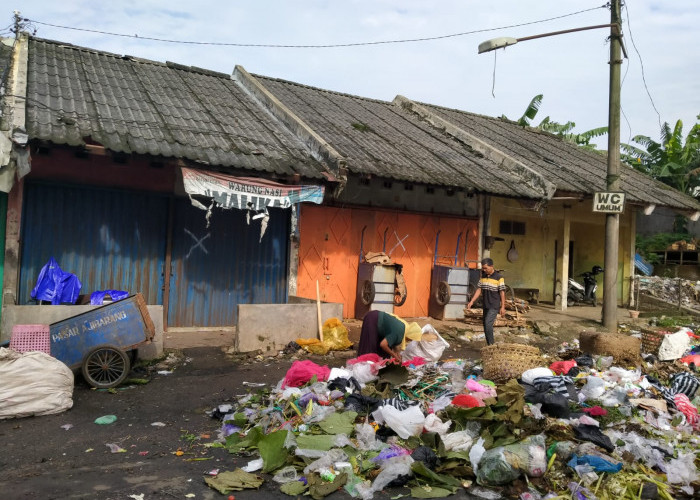 Pembongkaran Empat Kios B Pasar Ajibarang Ditunda