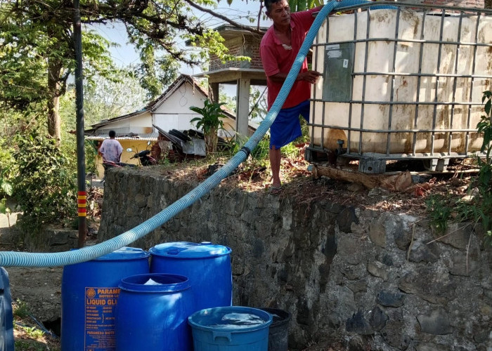 Distribusi Air Bersih BPBD Cilacap Terkendala Armada yang Terbatas